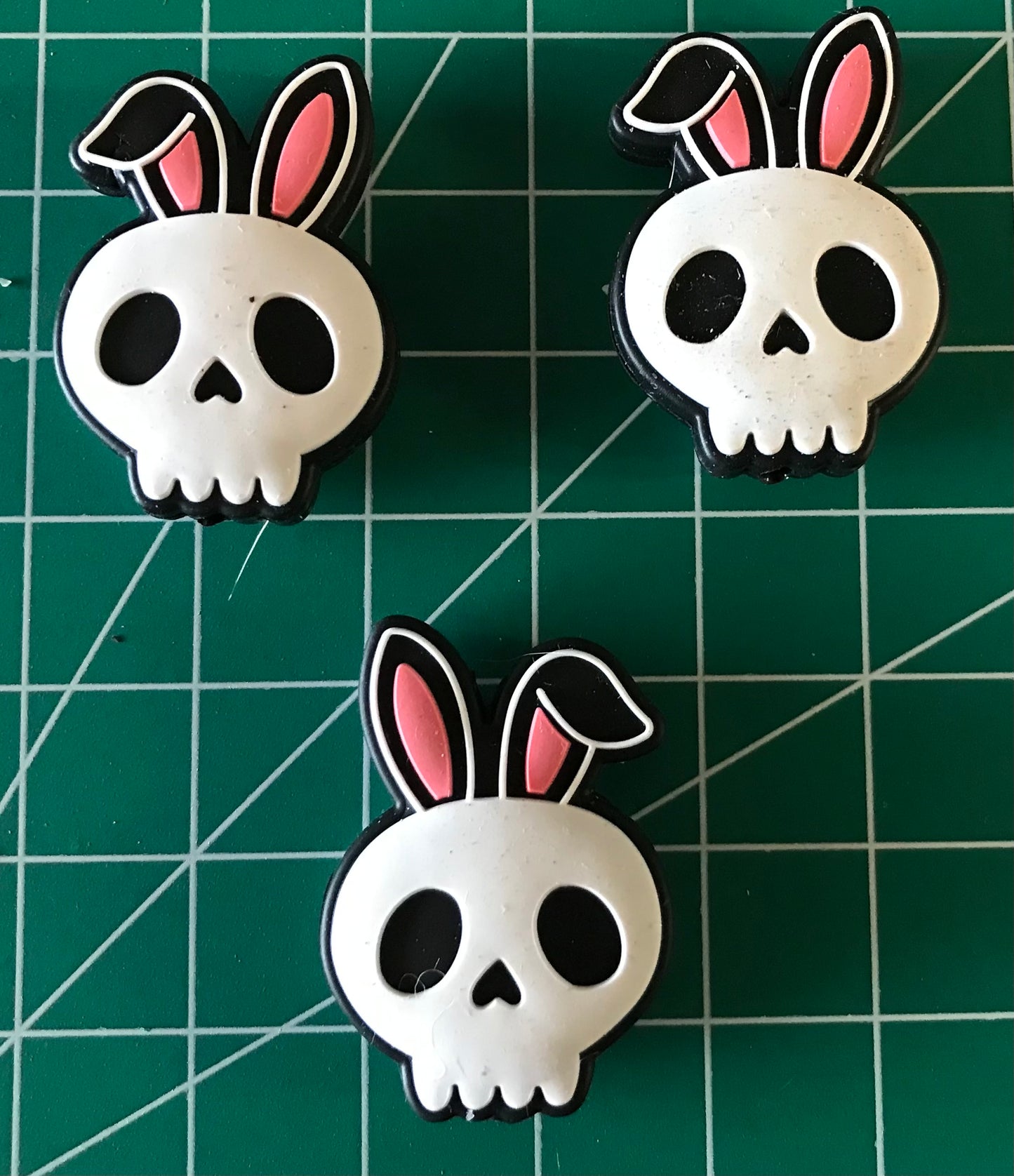 Skull Bunny Focal